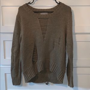 Distressed crew neck